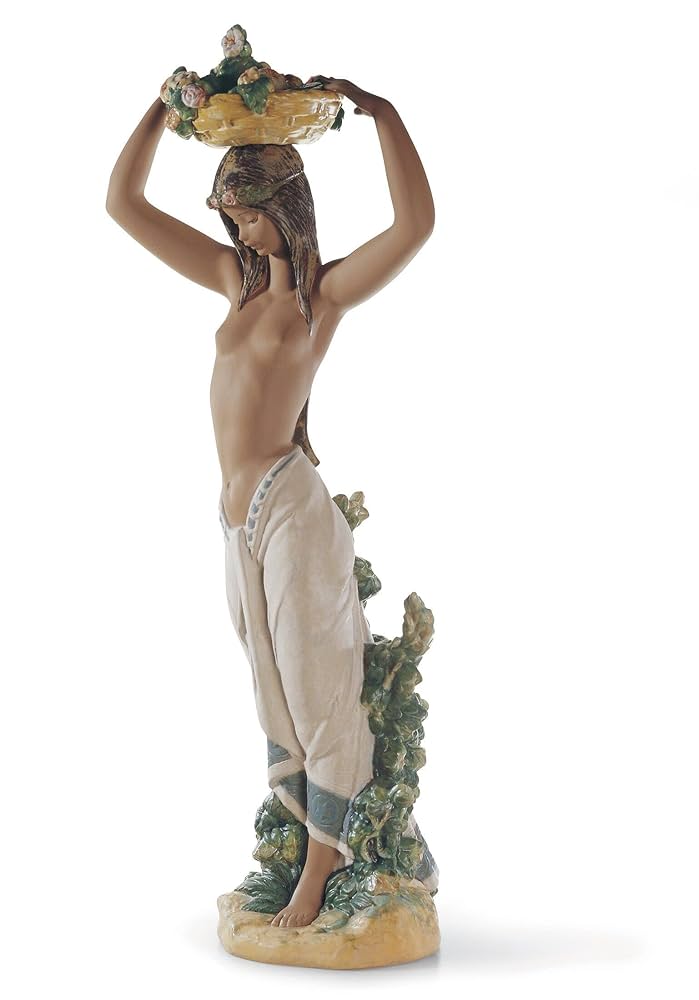Amazon.com: LLADRÓ Native Woman Figurine. Porcelain Nude